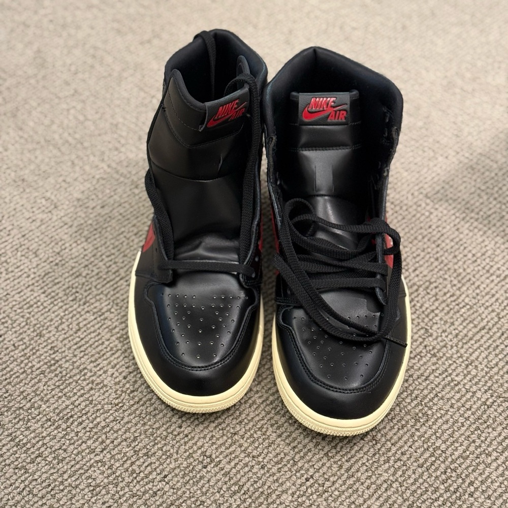 New with box. AIR JORDAN 1 RETRO HIGH OG DEFIANT Size 13